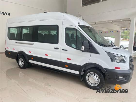 FORD TRANSIT 2.0 ECOBLUE DIESEL MINIBUS 17+1 L4H3 AUTOMÁTICO